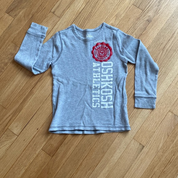 ➡️2/$10❗️⬅️ EUC youth size thermal long sleeve shirt - Picture 1 of 4